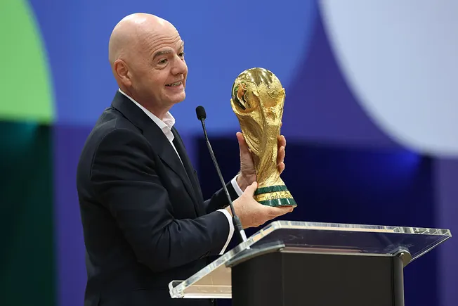FIFA 200亿美元交易四天才被叫停,本应只需十分钟